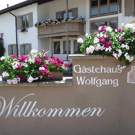 Apartment Gaestehaus Wolfgang Weitsee -2- *